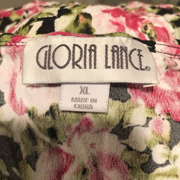 Pretty Blouse - Picture 4 of 4